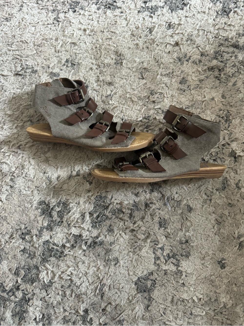 Blowfish Brown Leather-Strap Gladiator Sandals with Gray Fabric